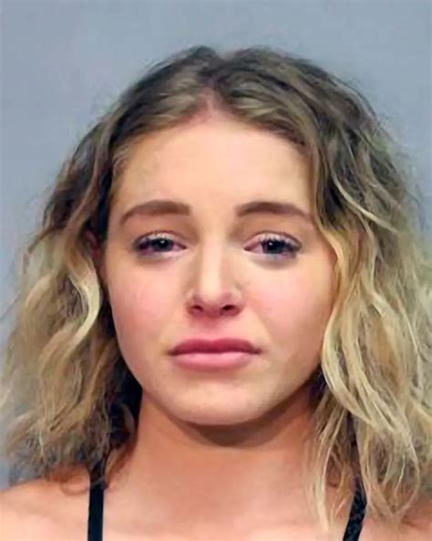 26-year-old <b>OnlyFans</b> model <b>Courtney</b> <b>Clenney</b> is charged with second-degree murder in the April 3, 2022, death of her beau, Christian Obumseli, 28. . Courtney clenney onlyfans leaks